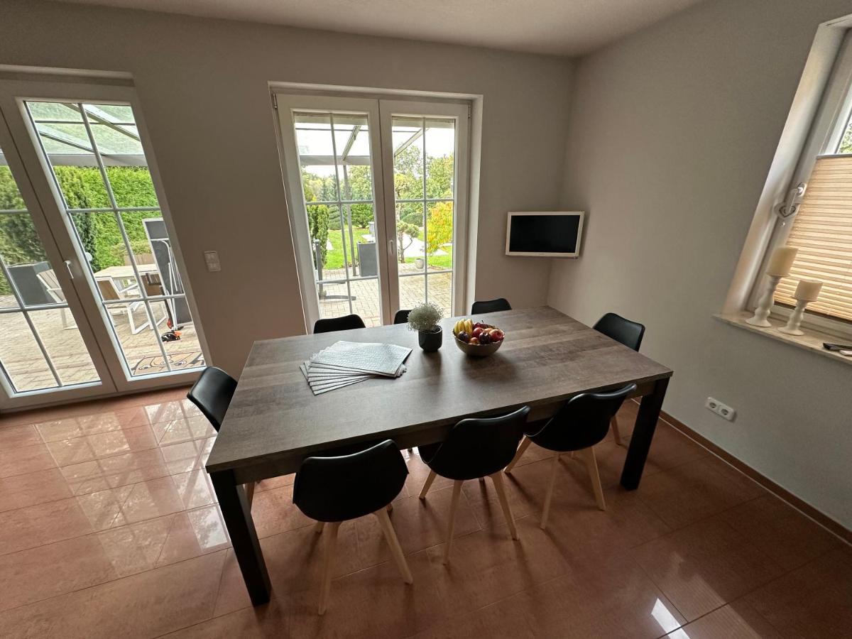 Stadtvilla In Leipzig 7 Personen 3 Schlafzimmer 2 Baeder Garten Und Terrasse Zentral Gelegen Messe Innenstadt Seen מראה חיצוני תמונה